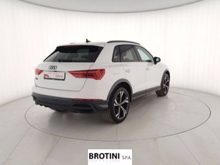AUDI Q3 35 TDI S tronic Identity Black 2