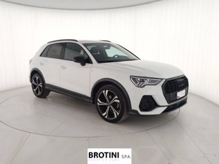 AUDI Q3 35 TDI S tronic Identity Black 3