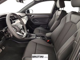 AUDI Q3 2.0 35 TDI S Tronic S Line Edition 6