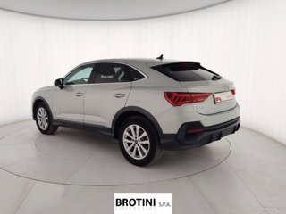 AUDI Q3 Sportback 45 TFSI e S tronic Business Plus 1