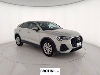 AUDI Q3 Sportback 45 TFSI e S tronic Business Plus 3