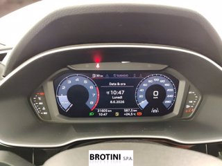 AUDI Q3 1.5 35 TFSI Business 12