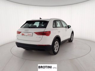 AUDI Q3 1.5 35 TFSI Business 2