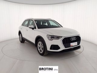 AUDI Q3 1.5 35 TFSI Business 3