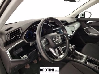 AUDI Q3 1.5 35 TFSI Business 7