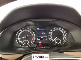 SKODA Kamiq 1.0 TSI 95cv BLACK DOTS 11