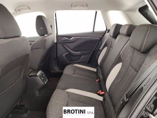 SKODA Kamiq 1.0 TSI 95cv BLACK DOTS 8