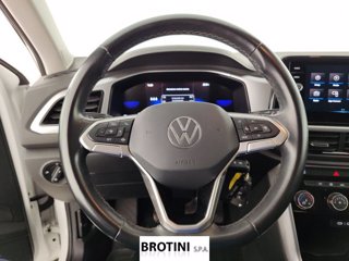 VOLKSWAGEN T-Roc 1.0 TSI Life 13