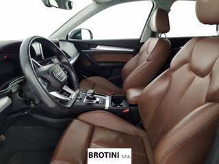 AUDI Q5 40 TDI Business Sport quattro S tronic 6