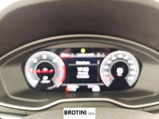 AUDI Q5 40 TDI S Line quattro S tronic 12
