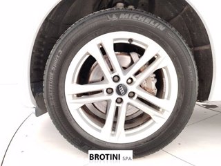 AUDI Q5 40 TDI S Line quattro S tronic 5