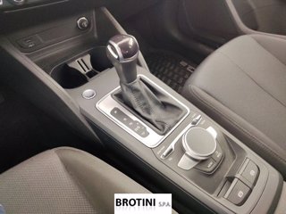AUDI Q2 1.5 35 TFSI S TRONIC 9