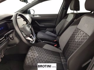 VOLKSWAGEN Taigo 1.0 TSI 85kW R-Line 6