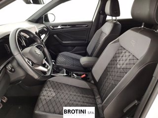 VOLKSWAGEN T-Roc 1.0 TSI R-Line 5