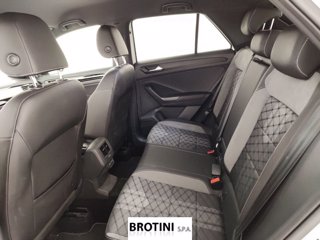 VOLKSWAGEN T-Roc 1.0 TSI R-Line 8