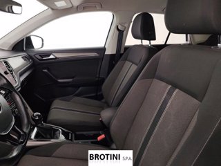 VOLKSWAGEN T-Roc 1.0 TSI Style 7