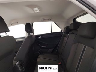 VOLKSWAGEN T-Roc 1.0 TSI Style 8