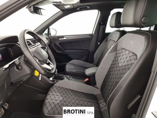 VOLKSWAGEN Tiguan 2.0 TDI SCR 110KW R-Line DSG 4MOTION 6