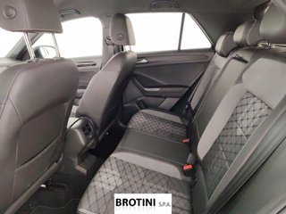 VOLKSWAGEN T-Roc 1.5 TSI ACT R-Line 9