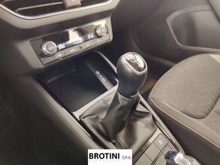 SKODA Kamiq 1.0 TSI 95cv BLACK DOTS 10