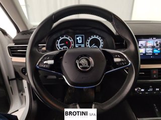SKODA Kamiq 1.0 TSI 95cv BLACK DOTS 13