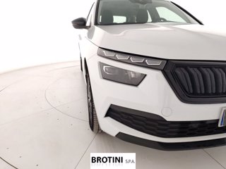 SKODA Kamiq 1.0 TSI 95cv BLACK DOTS 4