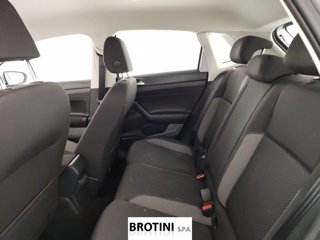 VOLKSWAGEN Polo 1.0 TSI Life DSG 9
