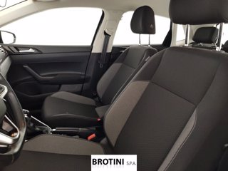 VOLKSWAGEN Polo 1.0 TSI Life 8