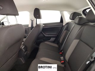 VOLKSWAGEN Polo 1.0 TSI Life 9