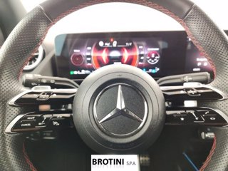 MERCEDES GLA 200 d 4M AMG Line Prem 13