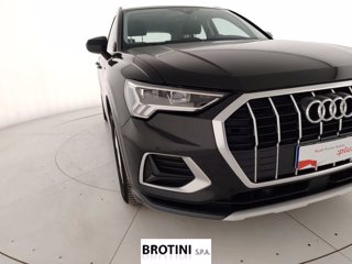 AUDI Q3 1.5 35 TFSI Business Advanced S-Tronic 4