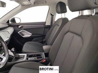 AUDI Q3 1.5 35 TFSI Business Advanced S-Tronic 8