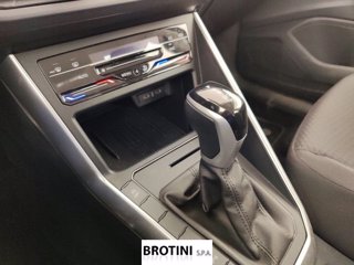 VOLKSWAGEN Polo 1.0 TSI Life 10