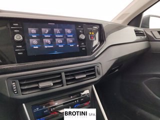 VOLKSWAGEN Polo 1.0 TSI Life 11