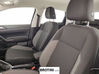 VOLKSWAGEN Polo 1.0 TSI Life 8