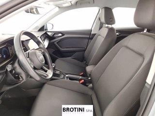 AUDI A1 Sportback Allstreet 30 TSI Business 6