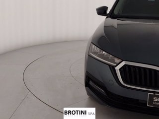 SKODA Octavia 1.4 tsi phev Executive dsg 4
