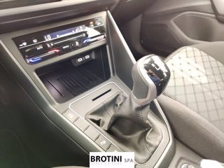 VOLKSWAGEN Polo 1.0 TSI R-Line Plus 10