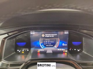 VOLKSWAGEN Polo 1.0 TSI Life 11