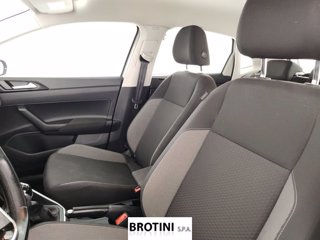VOLKSWAGEN Polo 1.0 TSI Life 8