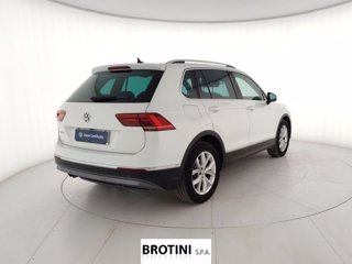 VOLKSWAGEN Tiguan 1.5 TSI Advanced BMT DSG ACT 2