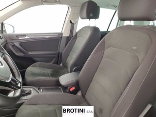 VOLKSWAGEN Tiguan 1.5 TSI Advanced BMT DSG ACT 8