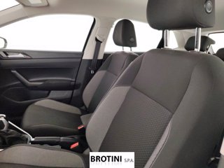 VOLKSWAGEN Polo 1.0 TSI Life 8