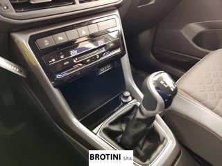 VOLKSWAGEN T-Cross 1.0 TSI 81kW Advanced 10
