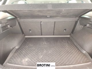 VOLKSWAGEN Tiguan 1.6 TDI SCR Sport BMT 14