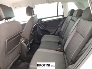 VOLKSWAGEN Tiguan 1.6 TDI SCR Sport BMT 9