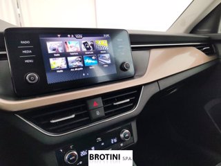 SKODA Kamiq 1.0 TSI 70KW BLACK DOTS 11