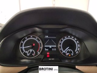 SKODA Kamiq 1.0 TSI 70KW BLACK DOTS 12