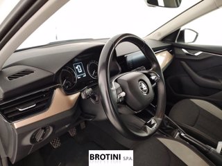 SKODA Kamiq 1.0 TSI 70KW BLACK DOTS 7