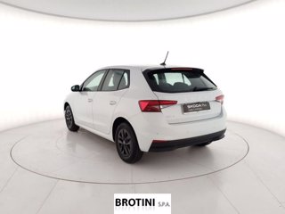SKODA Fabia 1.0 MPI Evo 59KW YOUNG EDITION 1